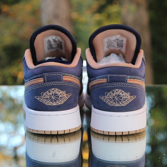 Air Jordan 1 Low Denim - Picture 9 of 16